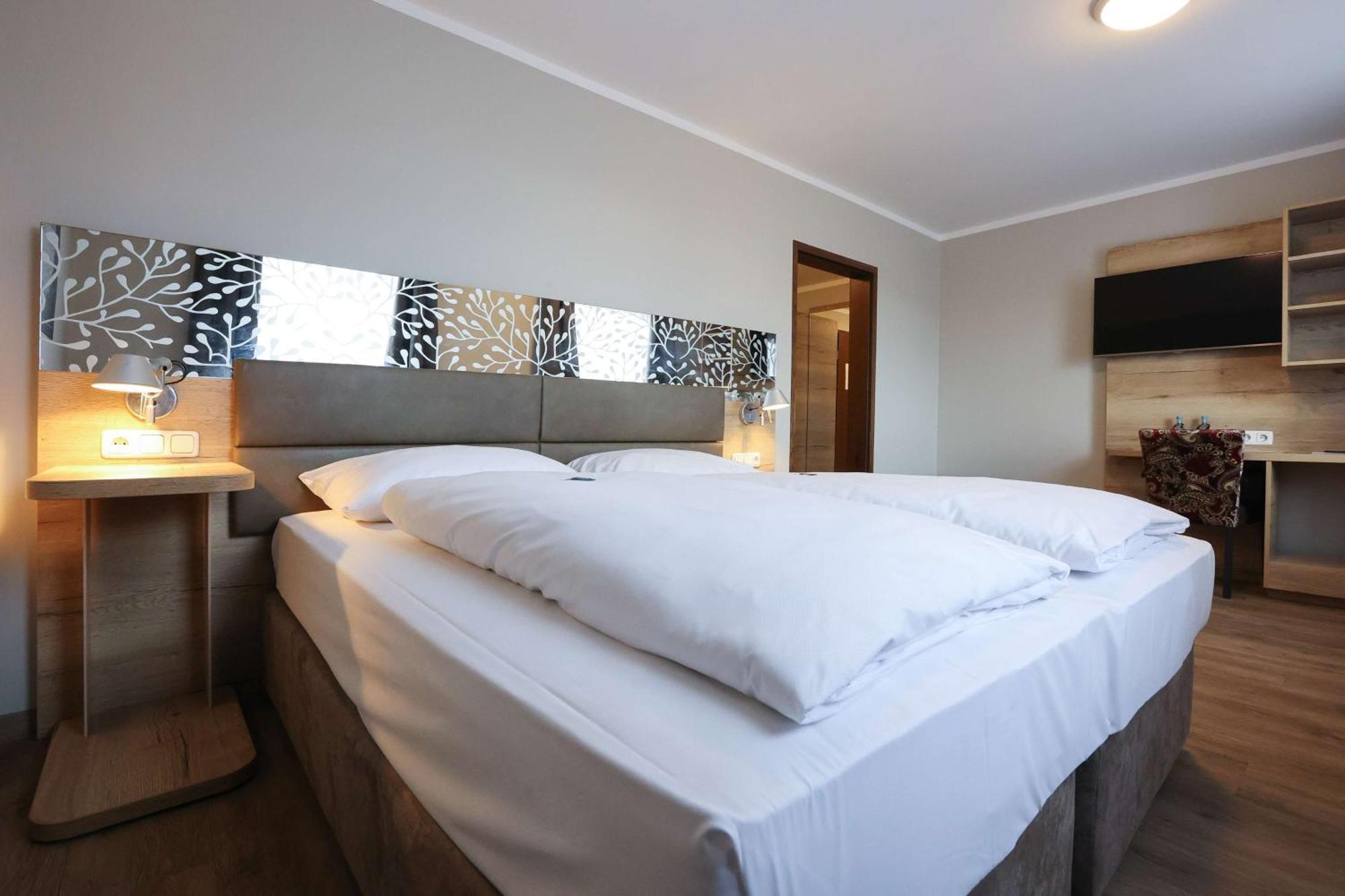 Arthotel Ana Flair Nördlingen Exterior foto